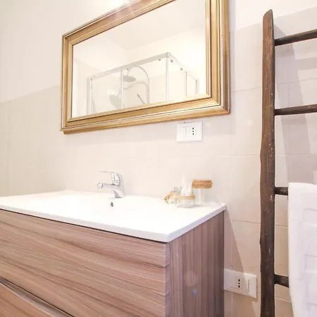 La Maison Du Monde Apartment *